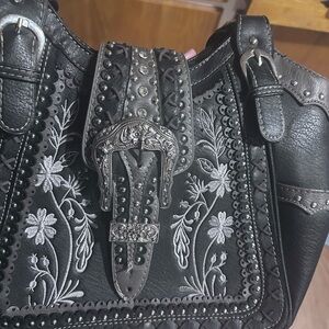 Chic Black Embroidered Shoulder Bag